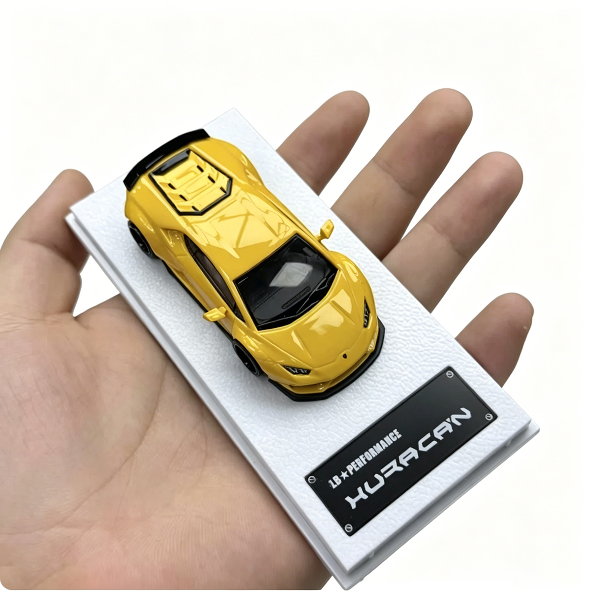 MJ Model 1:64 Lamborghini Hura - đánh giá và giá Die Cast Car 1 64